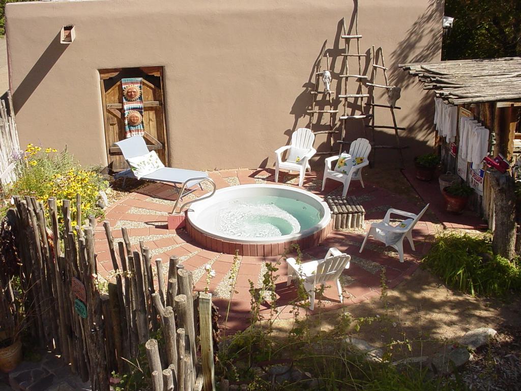 Inn On The Rio Taos Bagian luar foto