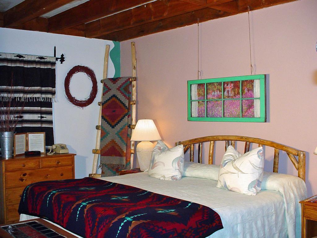 Inn On The Rio Taos Ruang foto