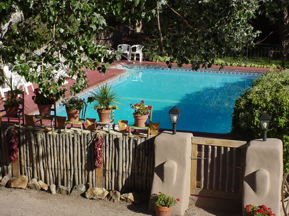 Inn On The Rio Taos Bagian luar foto