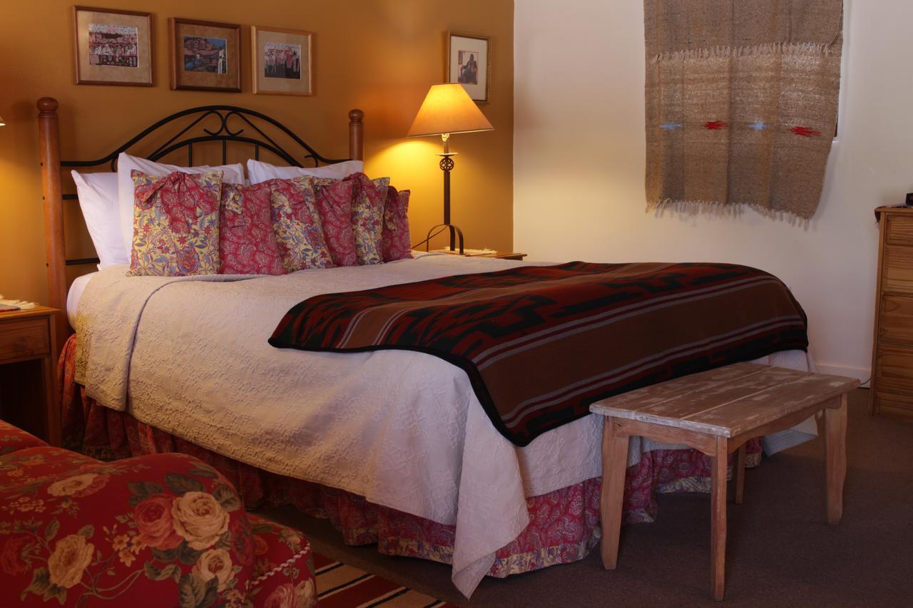 Inn On The Rio Taos Bagian luar foto