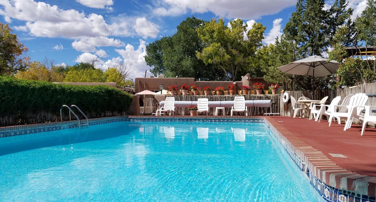 Inn On The Rio Taos Bagian luar foto